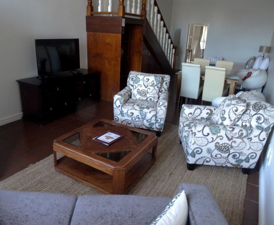 1932 House Bed And Breakfast 월브스베이 외부 사진