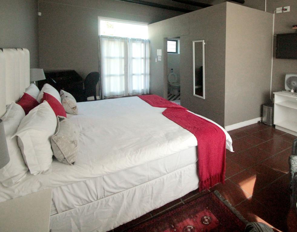 1932 House Bed And Breakfast 월브스베이 외부 사진